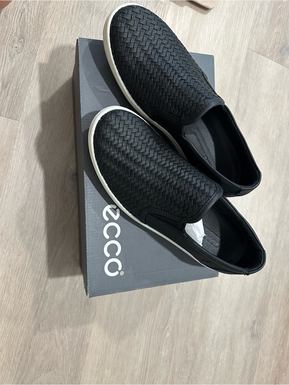 ECCO Black Woven Leather Slip-On Sneakers